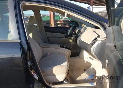 2005 Toyota Prius from USA, damaged, VIN JTDKB20U653086597